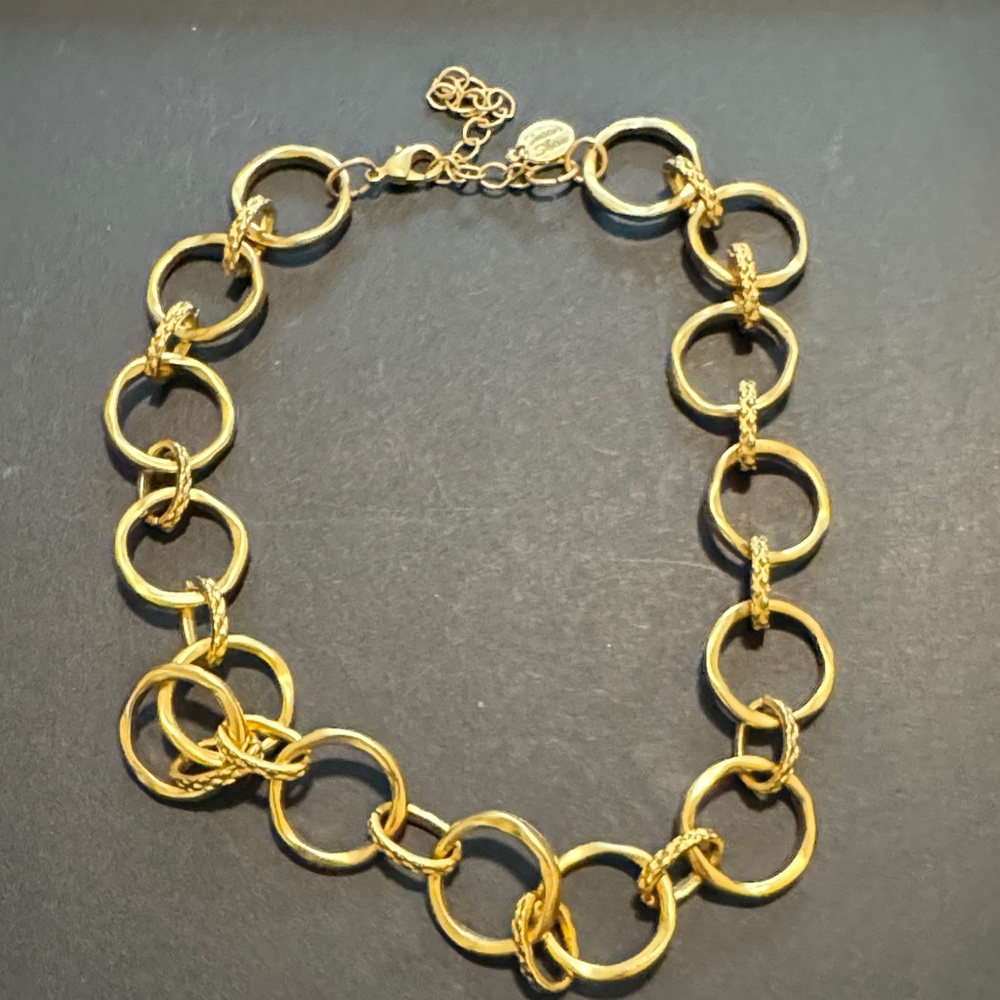 Authentic Susan Shaw  Gold Link Circle Necklace - Women Jewelry
